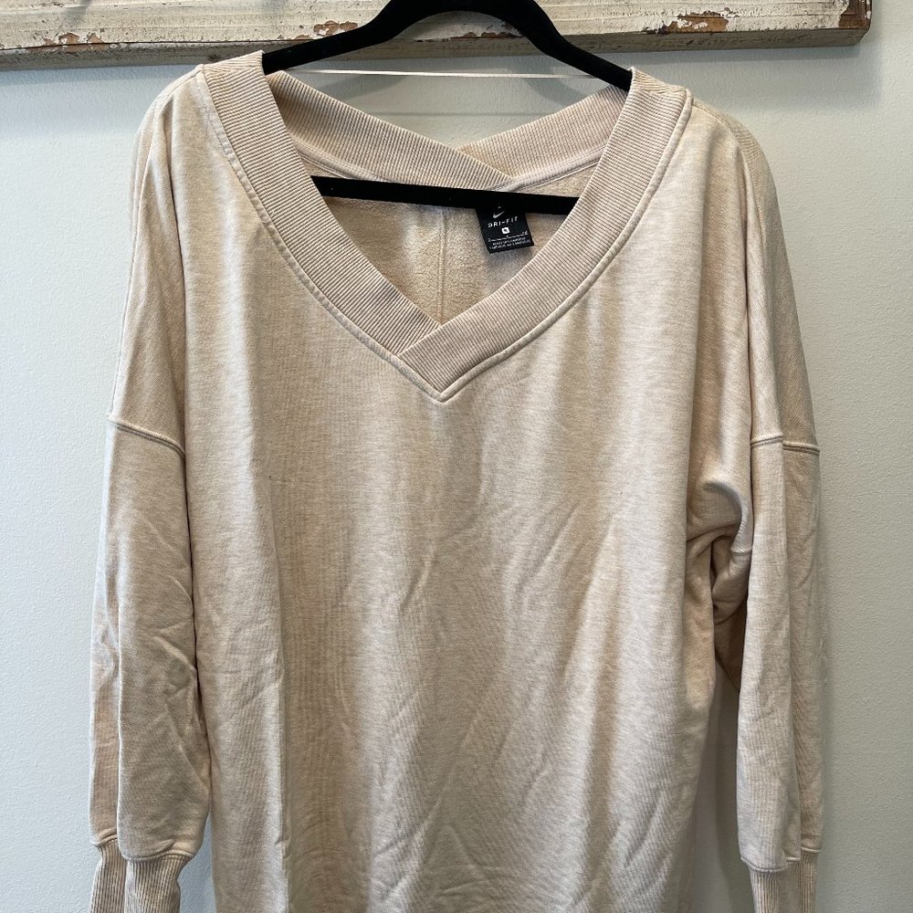 Nike Yoga Luxe Women's Fleece V-Neck Top